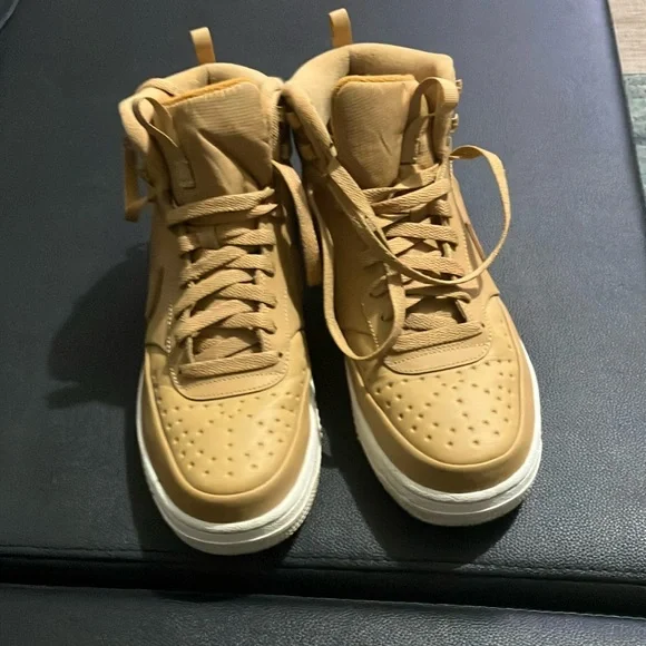 Nike Court Mid “Elemental Gold/Sail” - Picture 1 of 3